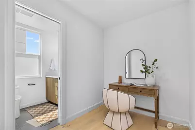 5009 Fauntleroy Avenue SW #C, Seattle, WA 98136 - Photo 17