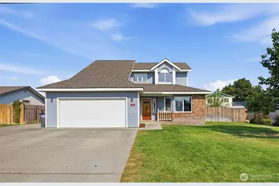 222 F Street SE, Ephrata, WA 98823 - Photo 1