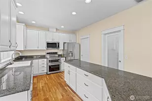 2010 26th Pl SE, Puyallup, WA 98372 - Photo 13