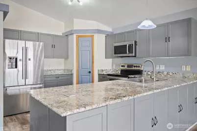 735 E Tara Lee Avenue, Medical Lake, WA 99022 - Photo 13
