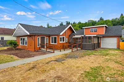 107 Eklund Avenue, Hoquiam, WA 98550 - Photo 1