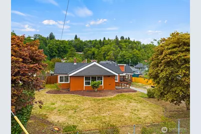 107 Eklund Avenue, Hoquiam, WA 98550 - Photo 3