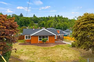 107 Eklund Ave, Hoquiam, WA 98550 - Photo 3