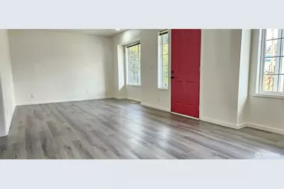 209 Factory Avenue N, Renton, WA 98057 - Photo 5