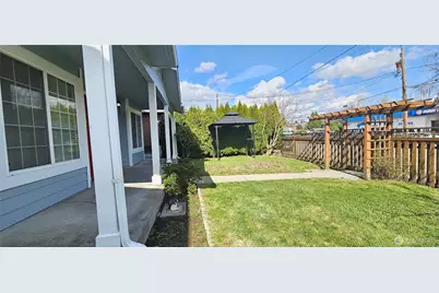 209 Factory Avenue N, Renton, WA 98057 - Photo 23
