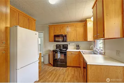 7212 Pioneer Hwy, Stanwood, WA 98292 - Photo 19