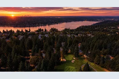 2531 Sahalee Drive W, Sammamish, WA 98074 - Photo 3