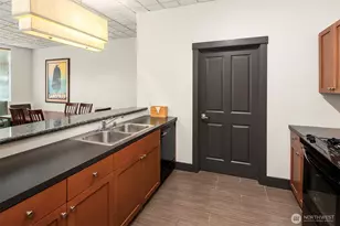 1000 Aurora Ave N, Seattle, WA 98109 - Photo 21