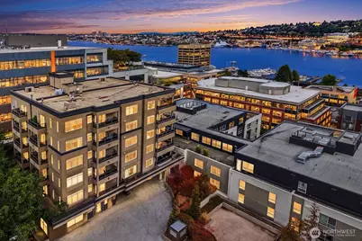 1000 Aurora Avenue N #311, Seattle, WA 98109 - Photo 27
