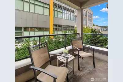 1000 Aurora Avenue N #311, Seattle, WA 98109 - Photo 13