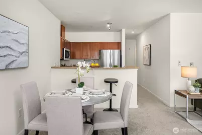 1000 Aurora Avenue N #311, Seattle, WA 98109 - Photo 7