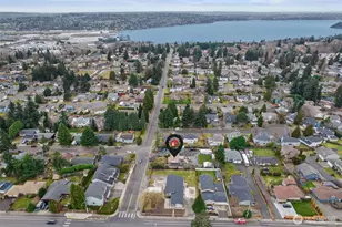 2416 NE 16th St, Renton, WA 98056 - Photo 3