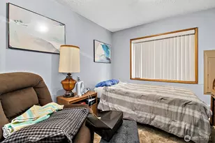 2416 NE 16th St, Renton, WA 98056 - Photo 27
