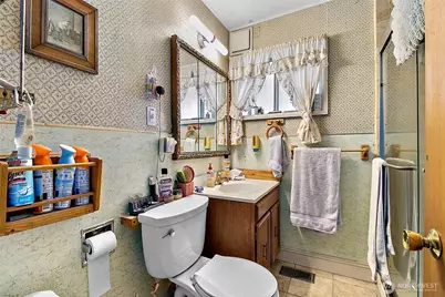 2416 NE 16th Street, Renton, WA 98056 - Photo 29