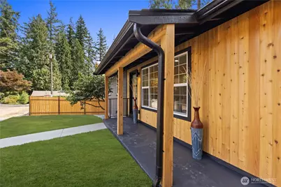 20921 W Richmond Road, Bothell, WA 98021 - Photo 5
