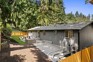 20921 W Richmond Rd, Bothell, WA 98021 - Photo 37