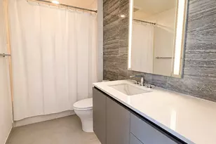 2510 6th Ave, Seattle, WA 98121 - Photo 11