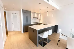 2510 6th Ave, Seattle, WA 98121 - Photo 3
