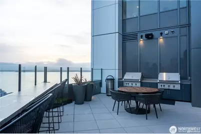 2510 6th Avenue #1601, Seattle, WA 98121 - Photo 15