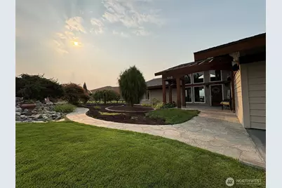 522 Hillcrest Circle Drive, Omak, WA 98841 - Photo 3