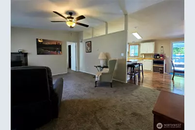 521 Central Avenue, South Bend, WA 98586 - Photo 5
