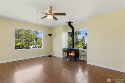 5628 N 45th Street, Tacoma, WA 98407 - Photo 3