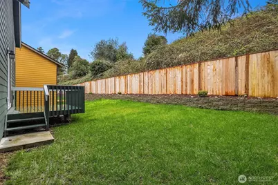 2117 SW 103rd Place, Seattle, WA 98146 - Photo 33