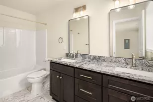 2117 SW 103rd Pl, Seattle, WA 98146 - Photo 21