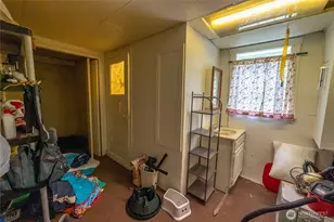 105 E 2nd St, Aberdeen, WA 98520 - Photo 13
