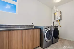 2247 NW 64th St, Seattle, WA 98107 - Photo 23