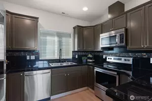 10004 12th Dr SE, Everett, WA 98208 - Photo 11