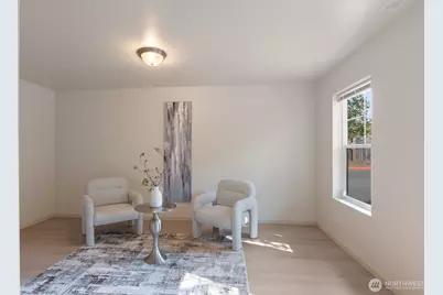 10004 12th Dr SE, Everett, WA 98208 - Photo 5