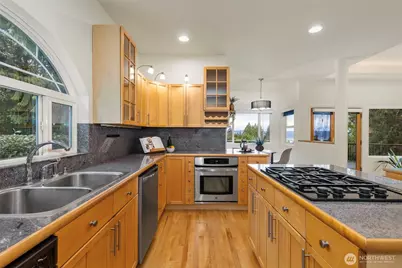144 NE Clearview Lane, Bremerton, WA 98310 - Photo 15