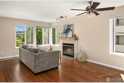 10329 Meridian Avenue N #202, Seattle, WA 98133 - Photo 9