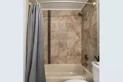10329 Meridian Avenue N #202, Seattle, WA 98133 - Photo 13