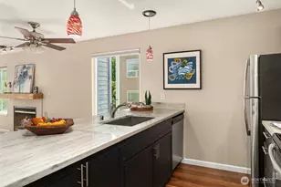 10329 Meridian Ave N, Seattle, WA 98133 - Photo 5
