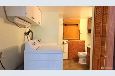 11522 8th Avenue NE, Seattle, WA 98125 - Photo 13