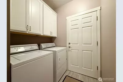 4541 E Broadway Street, Mount Vernon, WA 98274 - Photo 15