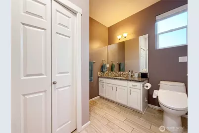 4541 E Broadway Street, Mount Vernon, WA 98274 - Photo 13