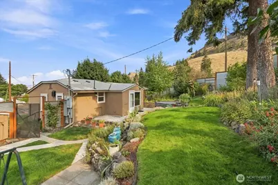 810 Spokane Way, Grand Coulee, WA 99133 - Photo 13