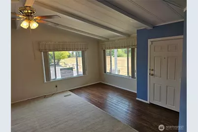 11436 SE 208th Street, Kent, WA 98031 - Photo 7