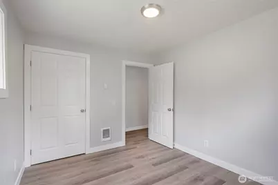 256 Douglas Street, Longview, WA 98632 - Photo 31