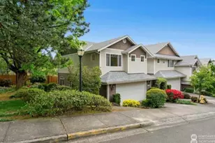 1447 NE 166th Ct, Shoreline, WA 98155 - Photo 3