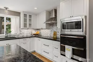 2701 NE 24th St, Renton, WA 98056 - Photo 11