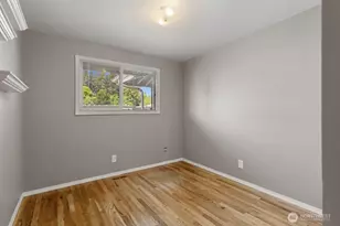 2701 NE 24th St, Renton, WA 98056 - Photo 17