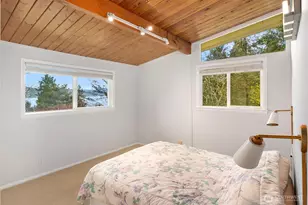 1848 W Lake Sammamish Pkwy SE, Bellevue, WA 98008 - Photo 15