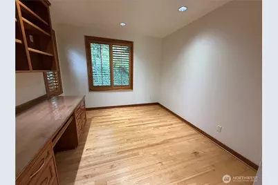 7275 N Mercer Way, Mercer Island, WA 98040 - Photo 31