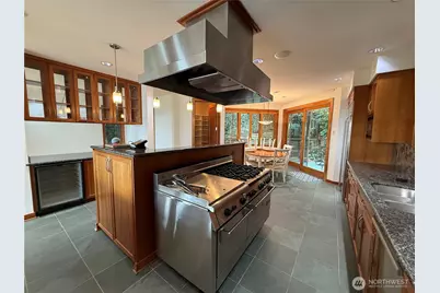 7275 N Mercer Way, Mercer Island, WA 98040 - Photo 23