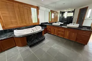 7275 N Mercer Way, Mercer Island, WA 98040 - Photo 29