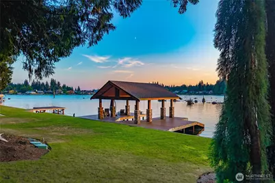 20914 Snag Island Drive E, Lake Tapps, WA 98391 - Photo 3